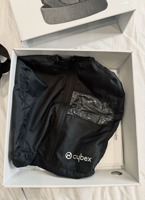 Cybex Yema Click Stardust Black