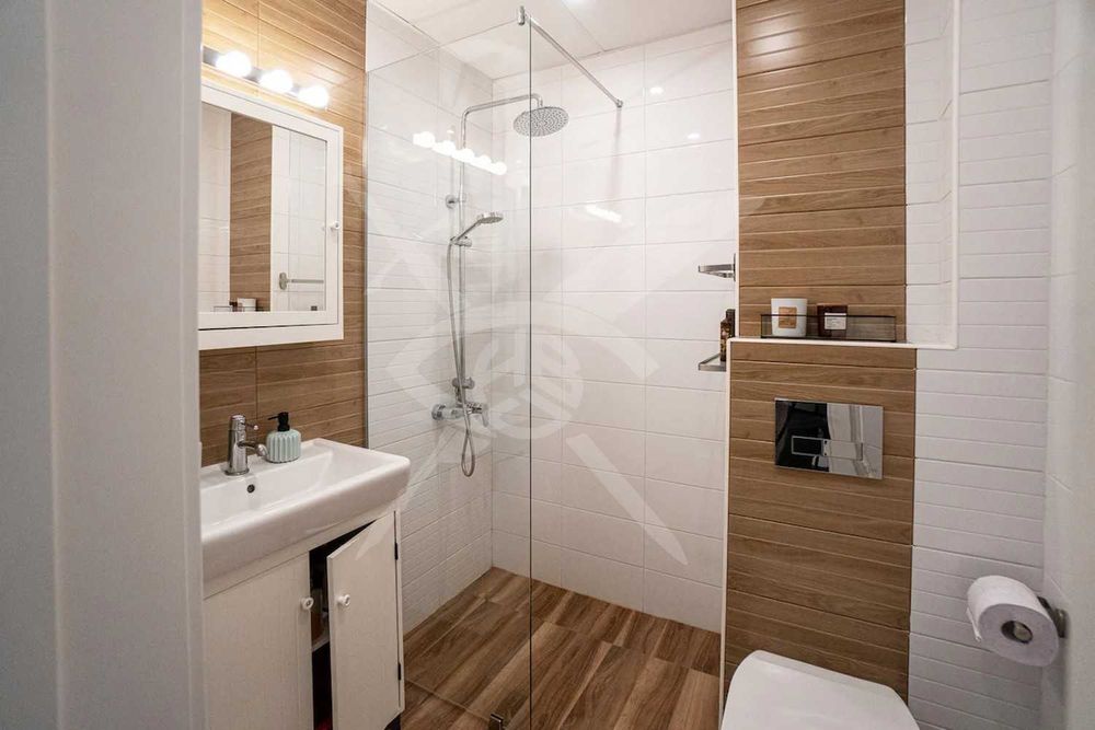 Продава се Двустаен апартамент в София, Център - 56 кв.м за 4286 €/кв.м - Снимка #7