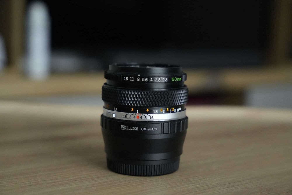 Panasonic Lumix G7 + 14-42mm F3.5-5.6 II + Olympus 50mm[4 acumulatori]