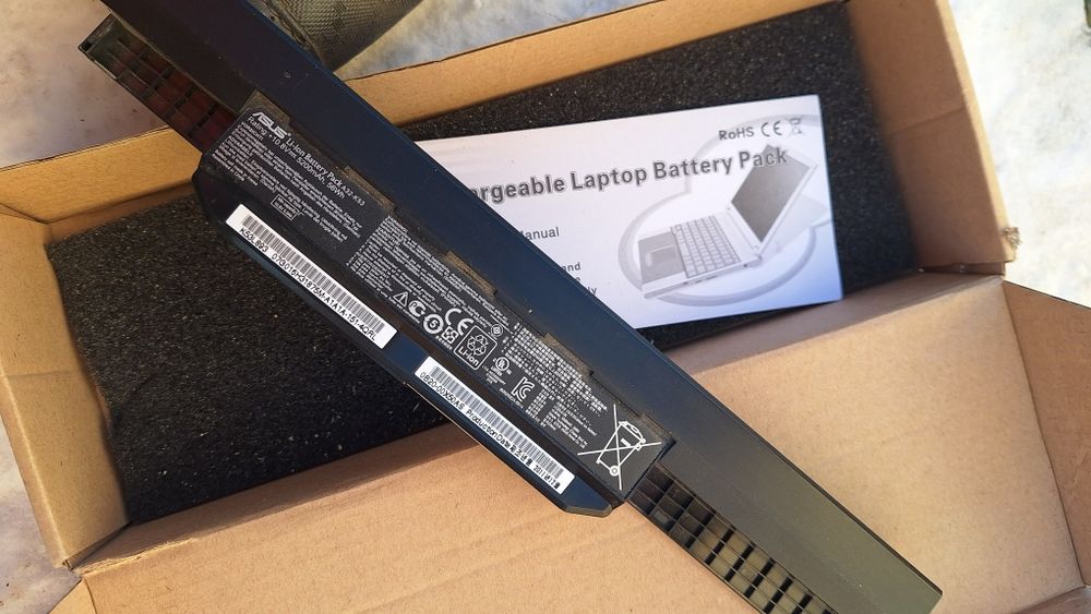 Vand baterie laptop Asus noua