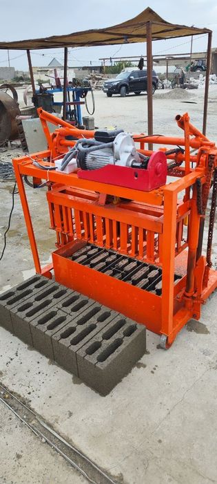 Shlakablok aparat pol avtomat 220v   kreditga xam boladi