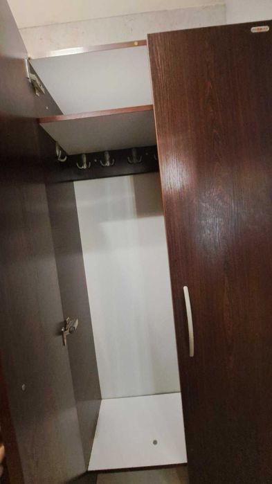 Гардероб Мебел Класик 4-крилен, като нов, отлично състояние