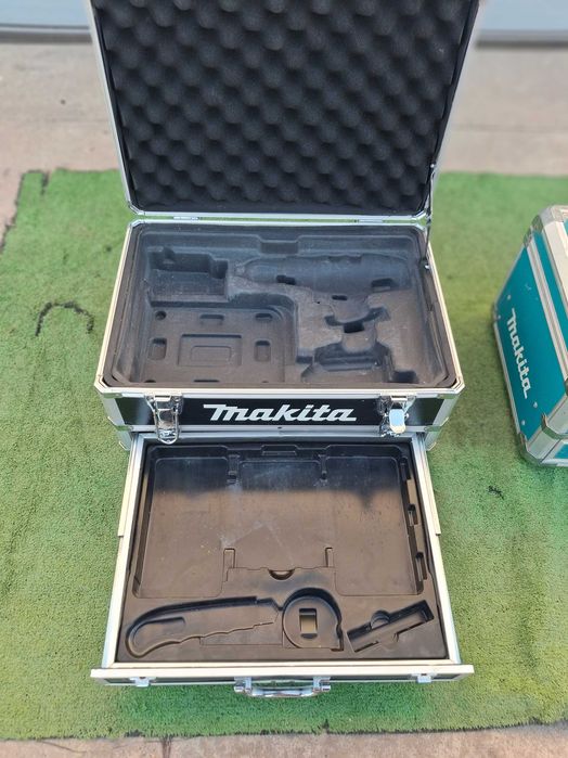 Куфари за инструменти Makita