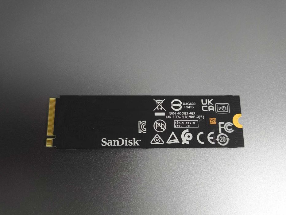 SSD m2 nvme WD-BLACK SN 7100 (2 TB)