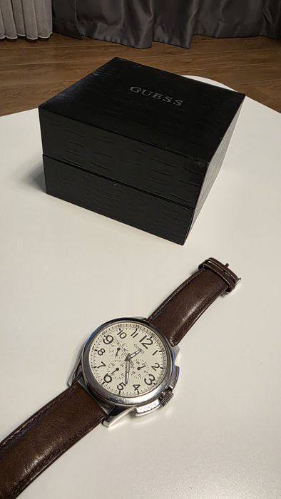 Ceas GUESS W10562G1