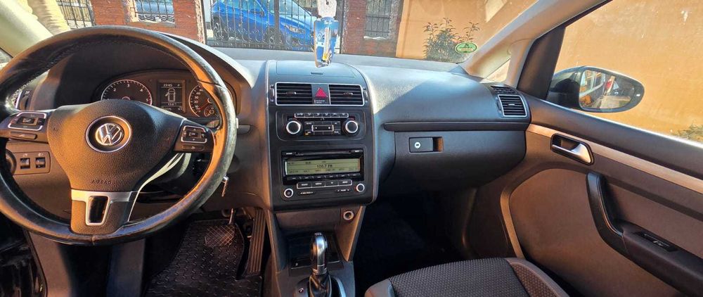 VW Touran 1.6 TDI, 103 CP, Automat, 7 locuri