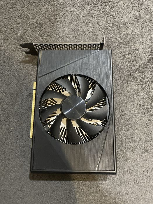 GTX 1650 SUPER 4GB — видеокарта