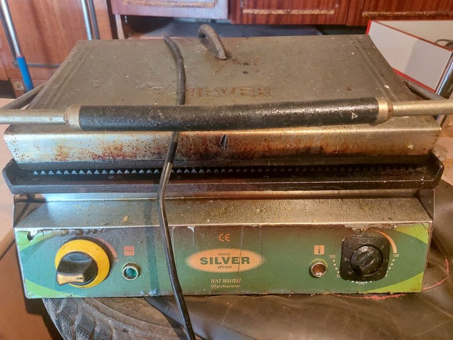 Продам грильницу