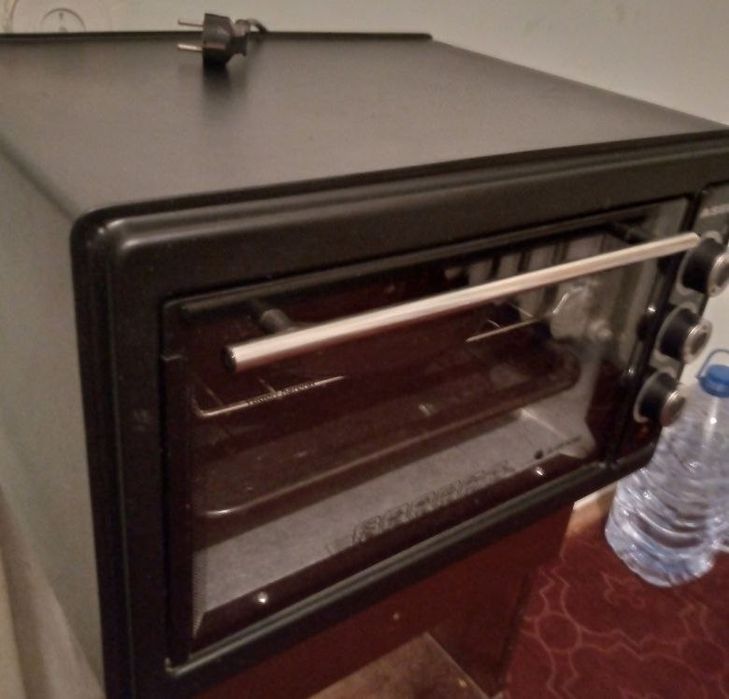 продам духовку для выпекания эликтриская