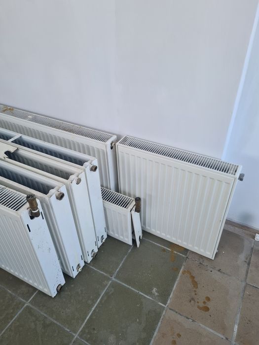 Lot 15 calorifere tablă