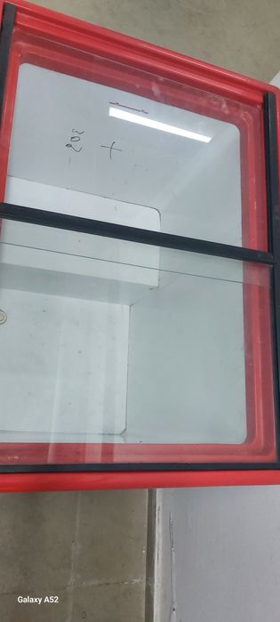 Продаю морозильник