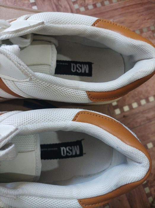 Кроссовка мужской