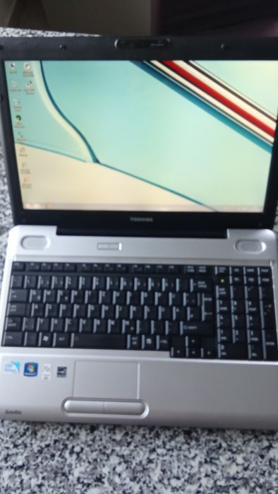 Laptop Toshiba Satellite L 500