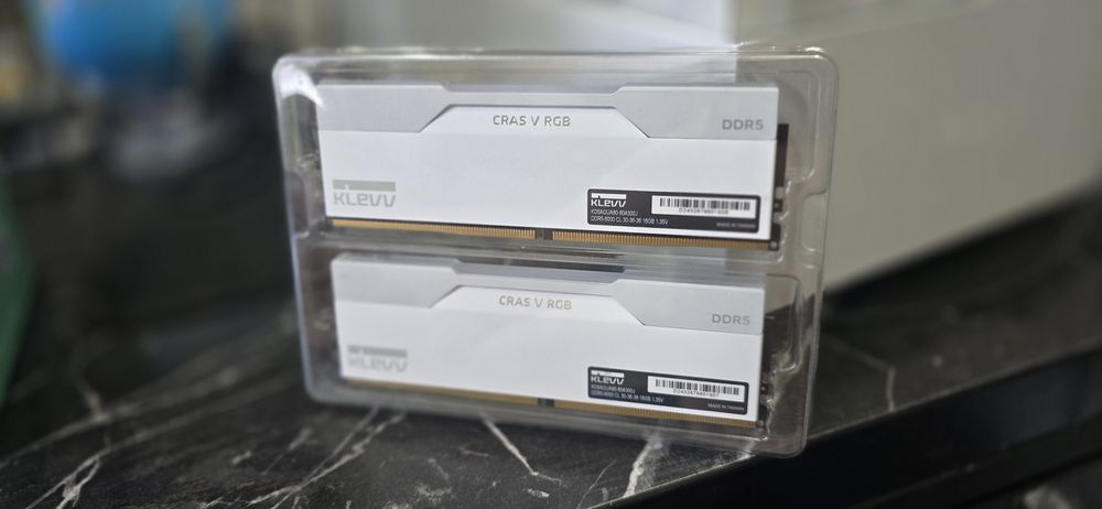Ddr5 32gb 6000mhz cl30 white