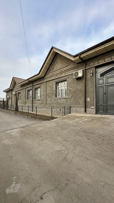 Юнусобод тумани хасанбой ариентир 313 мактаб 10 сотик 10хона 5 хона та