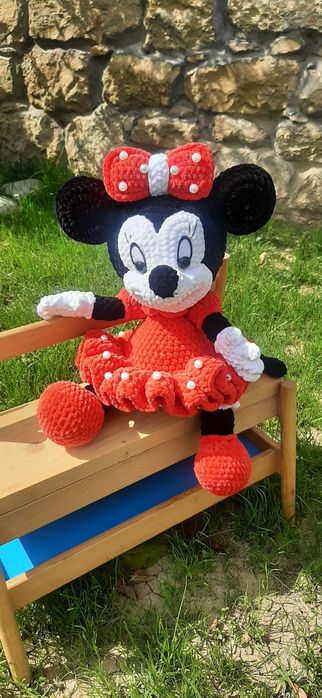 Плетена кукла Мини Маус