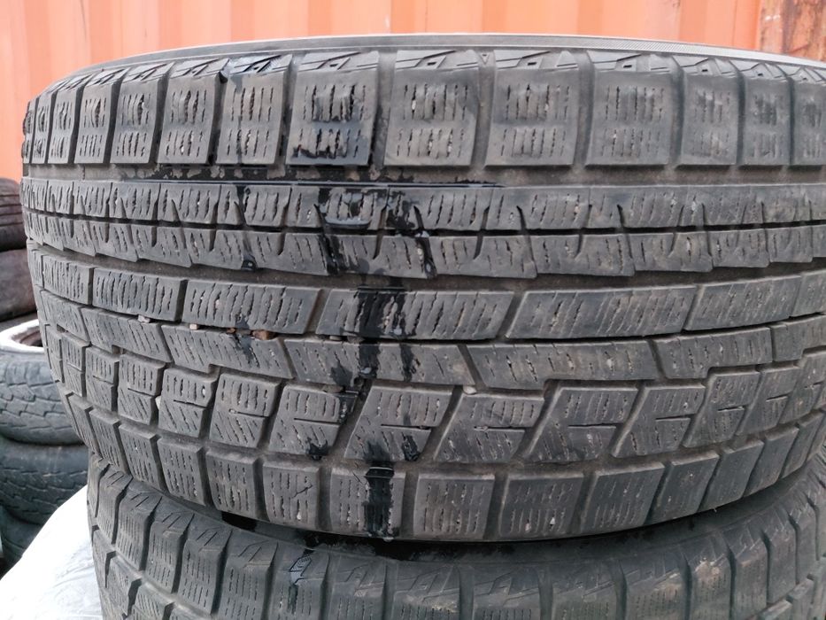 Продам шины. На 18. Липучки