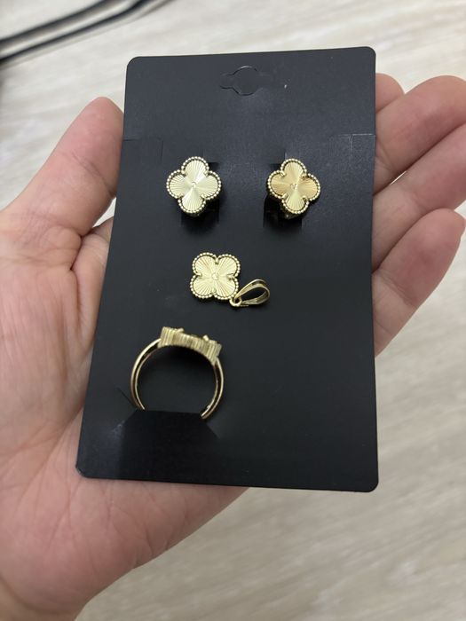 Комлект бижутерии