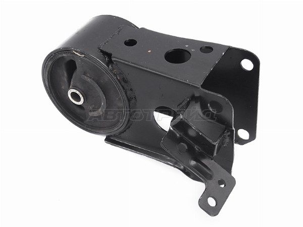 Опора двигателя Nissan Cefiro