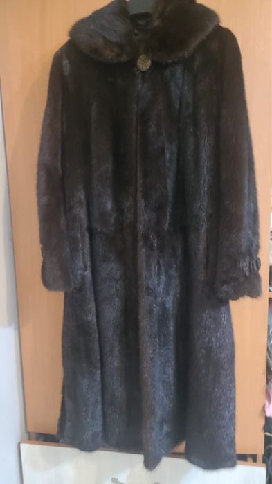 Продам шубу норковую
