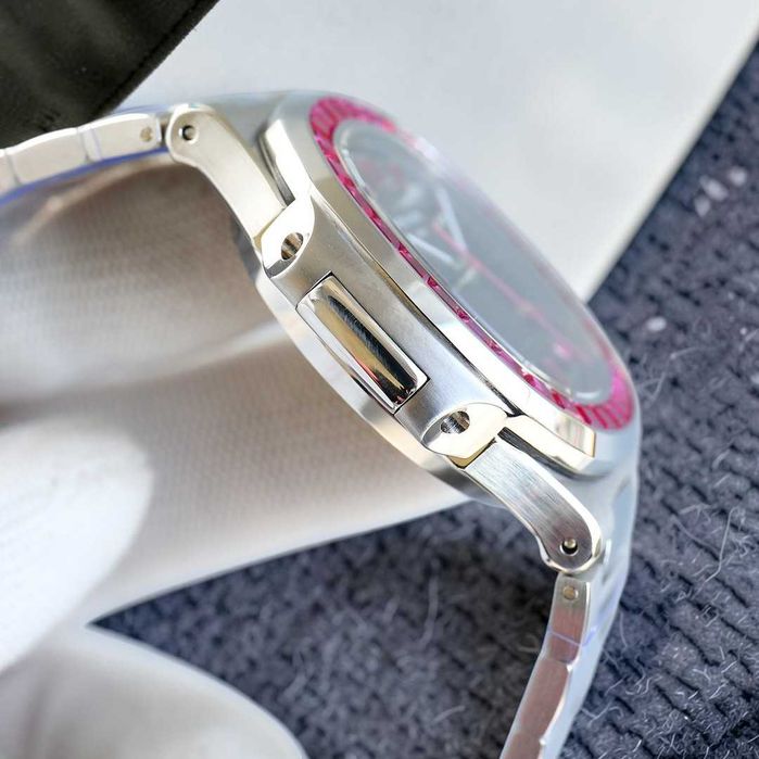 Мъжки Patek Philippe Nautilus Ruby Bezel с автоматичен механизъм