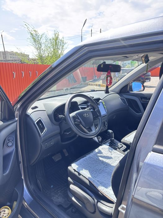 Продам машину Hyundai Creta, 2019 год