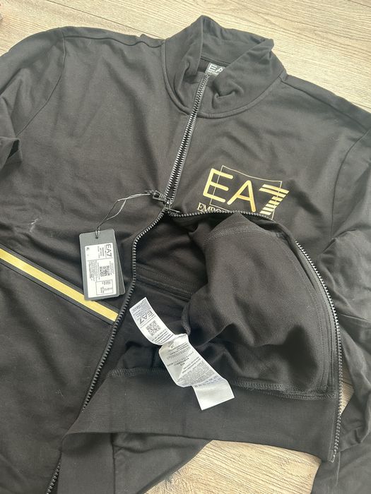 Trening ARMANI , Nou, Original