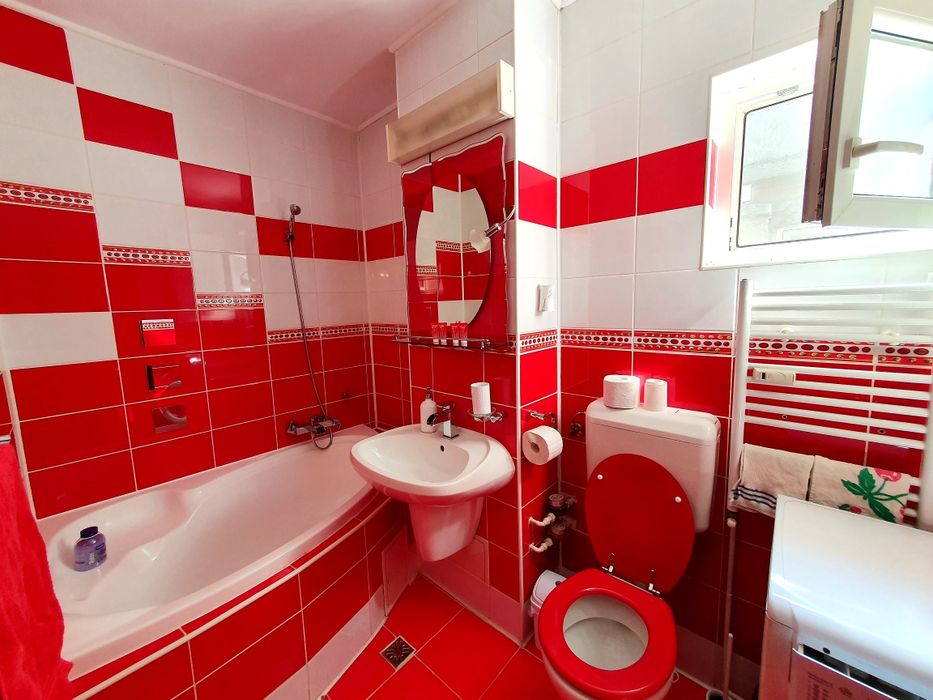 Inchiriez apartamente 2 camere in regim Hotelier in Ploiesti, Central