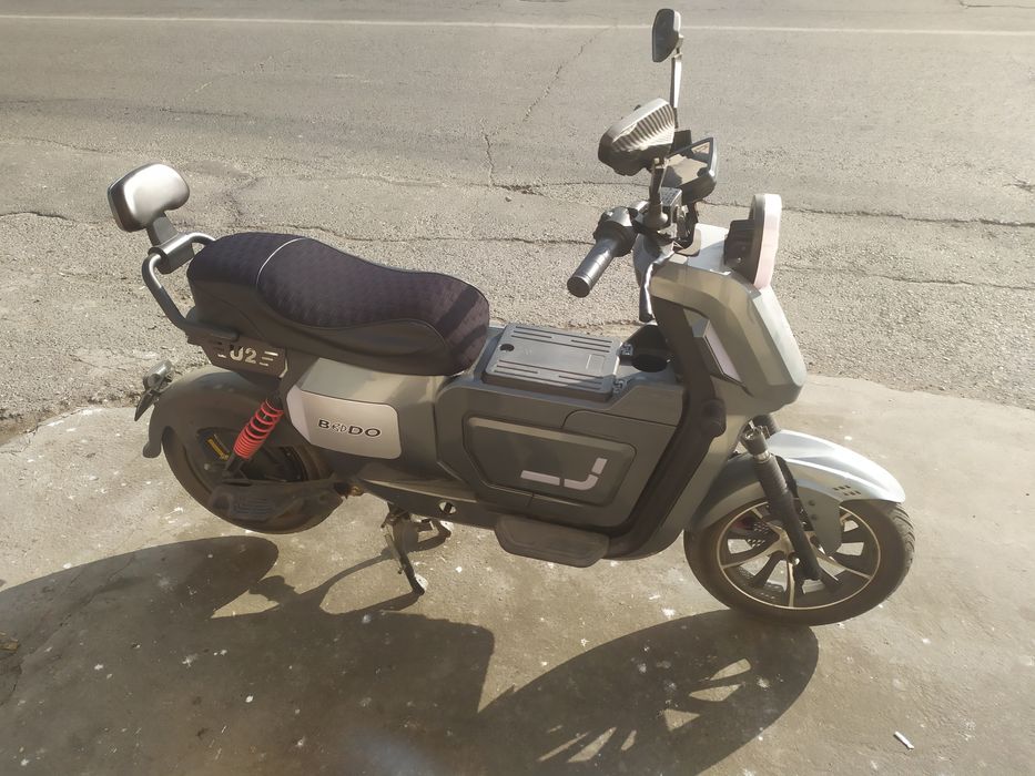 Skuter sotiladi xolati yangi