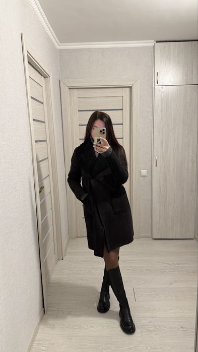 Продам 3 пальто и 1 тренч