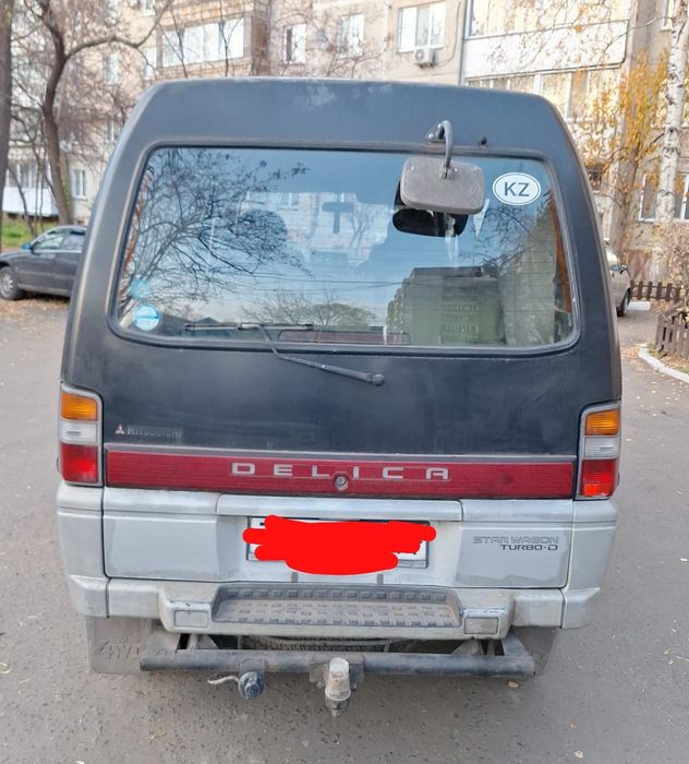 Продам автомобиль Митсубиси Делика