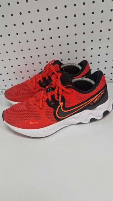 Оригинални мъжки маратонки- Nike ReneW