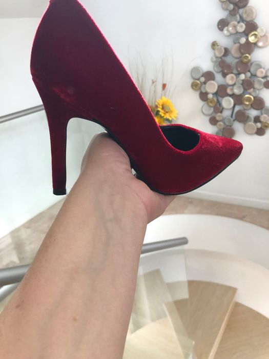 Pantofi Guess originali 37 catifea