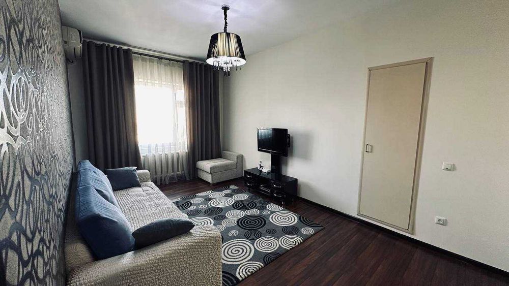 СРОЧНО продается 4в3 комнаты 105м2 Сергели 6, дехканский базар