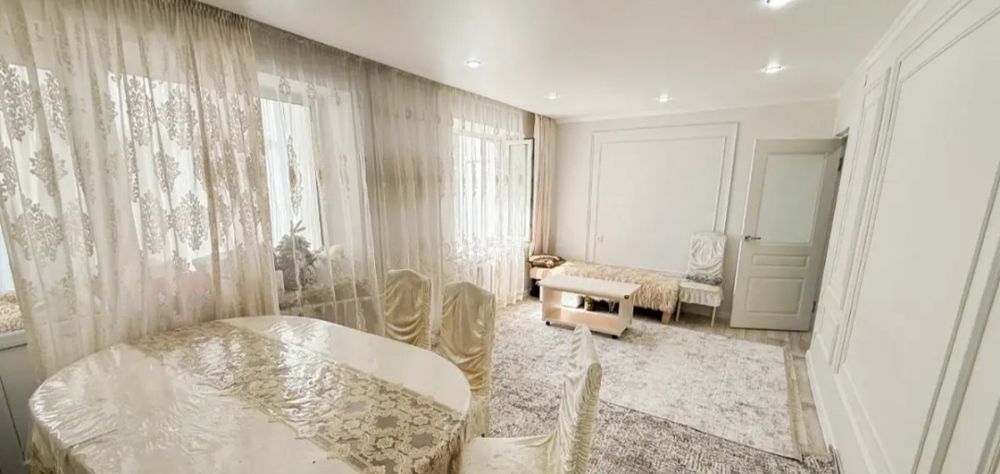 продам 2-х ком. 63кв. центр 3-этаж