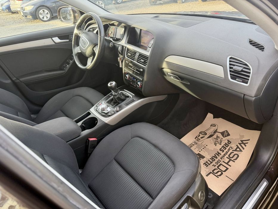 Audi A4 2.0D Facelift 2012 LED Mocha Brown