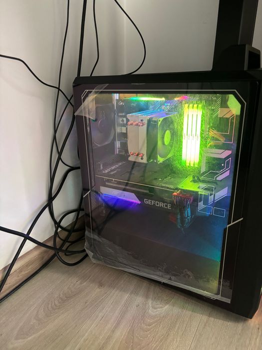 PC Gaming ASUS ROG G15DK cu procesor  PC Gaming AMD Ryzen™ 7 5800X