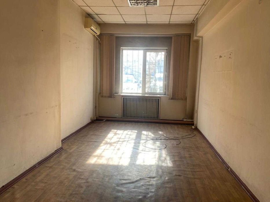 Промбаза 2900 за квадрат