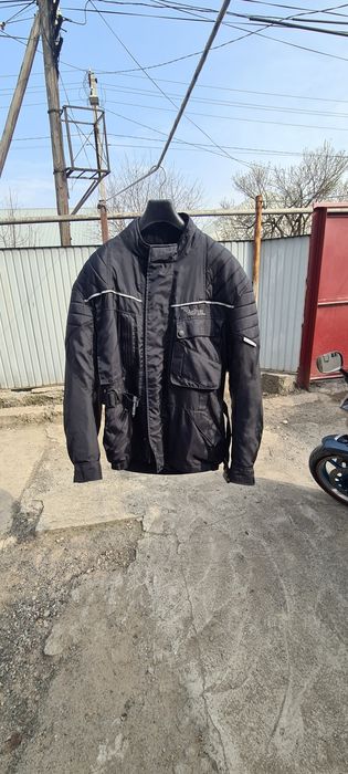 Мотокуртка продается