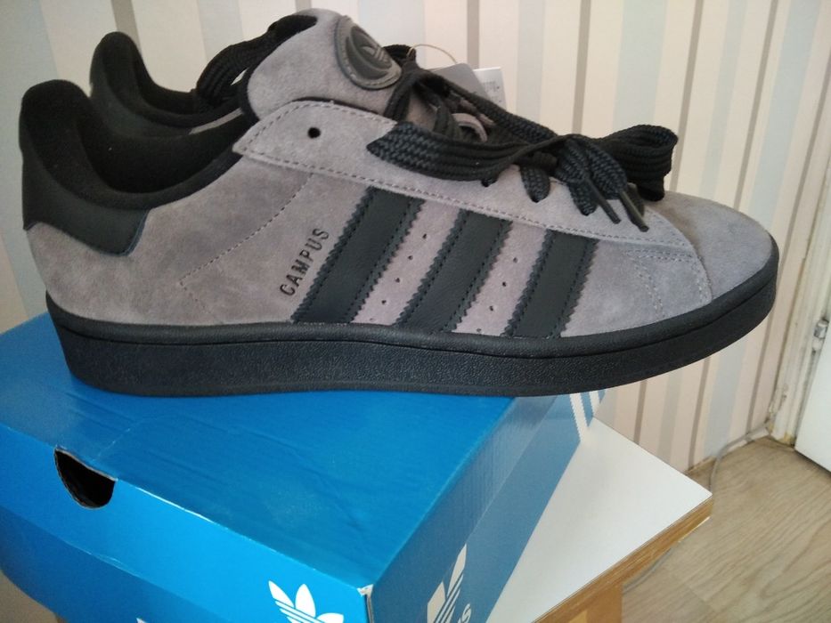 Маратонки Adidas