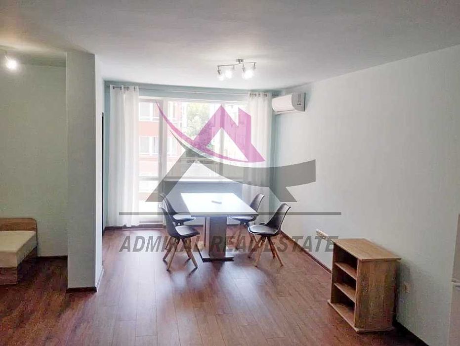 Атрактивен двустаен-Гранд мол