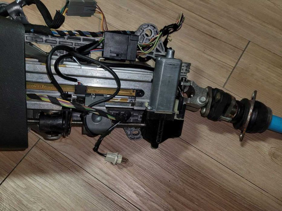 Продам руль в сборе от Jaguar XJ 351. Ролевая колонка