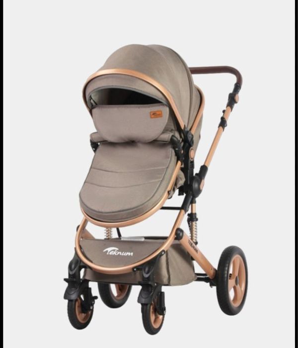 Коляска 3 в1 почти новая