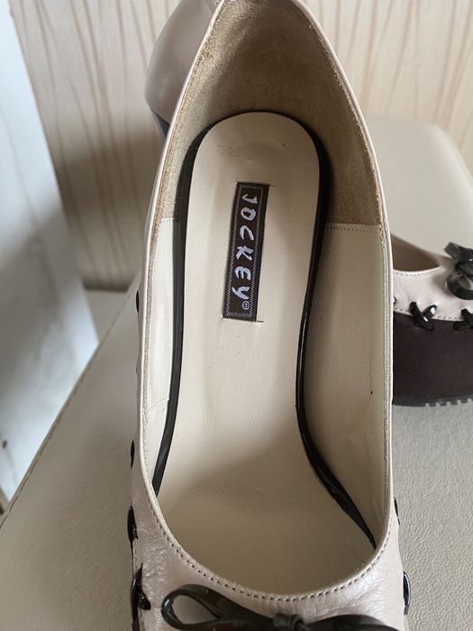 Жеские модельные  туфли -новыа