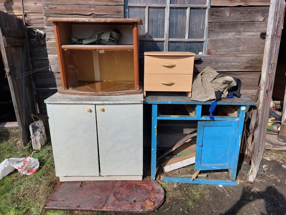 Отдам даром на дрова самовывоз