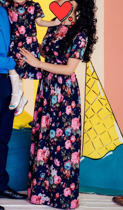 Продам платья цветочное