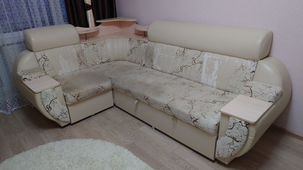Угловой диван б/у
