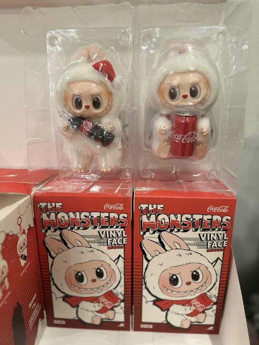 Колекционерски Labubu x Coca-Cola – Зимна лимитирана серия Pre order