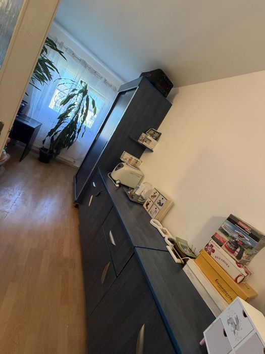 Apartament 3 camere , Etaj 4
