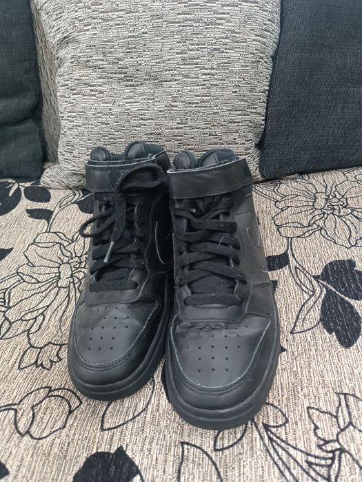 Оригинални кецове Nike